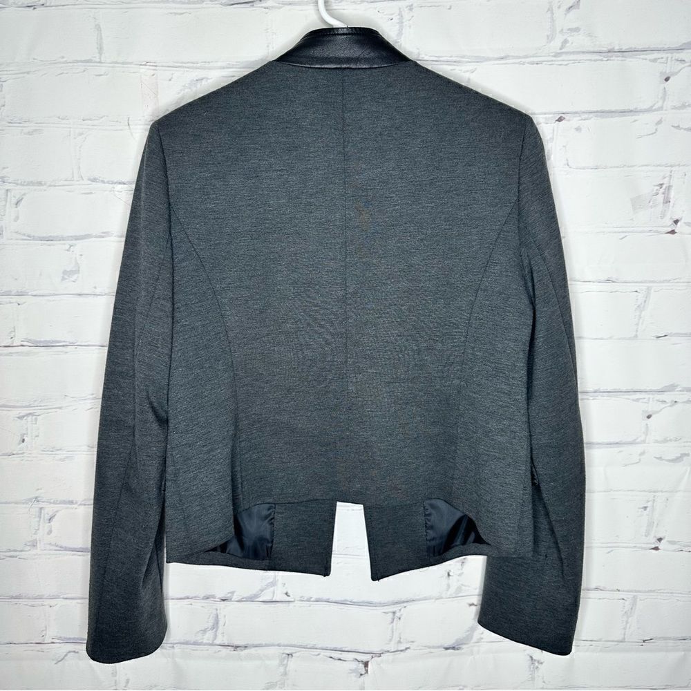 Jones New York size 6 gray blazer - Picture 4 of 7